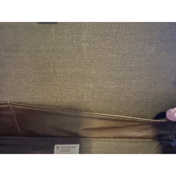 Vintage Samsonite SIGNAT Classic Brown Hard Shell Low Profile Brief Case w/ KEYS - Picture 12 of 16